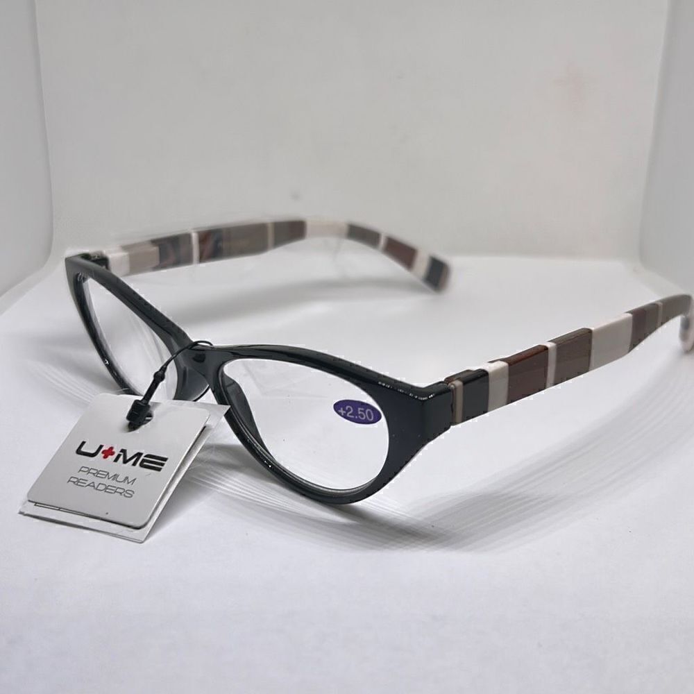 Plaid Cat Eye Women’s Reading Glasses +2.50